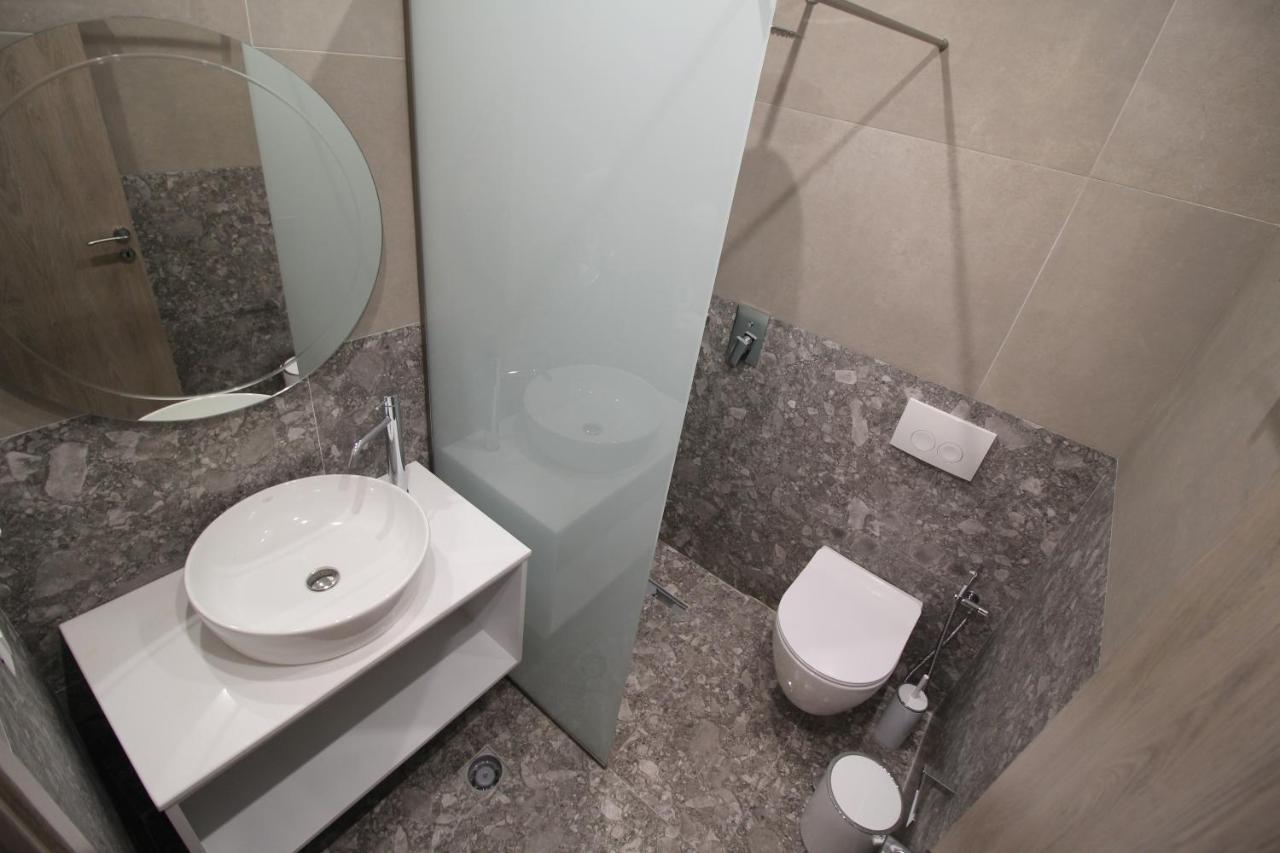 Afrodite Suites Saranda Dış mekan fotoğraf