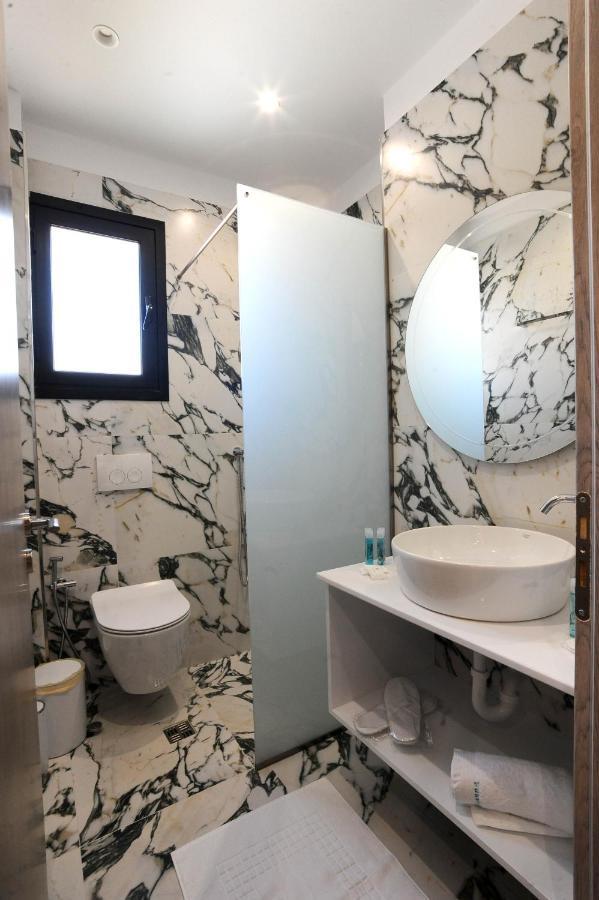 Afrodite Suites Saranda Dış mekan fotoğraf